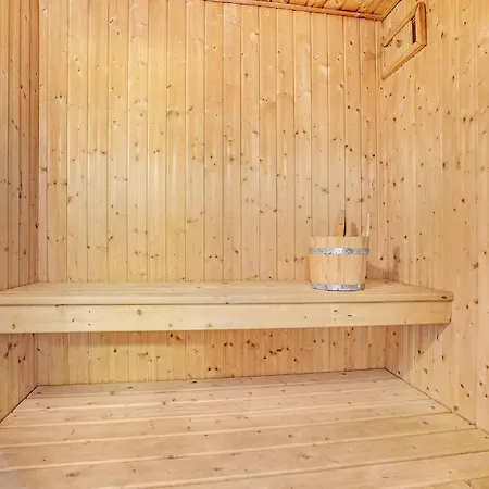 Pet Friendly In With Sauna *