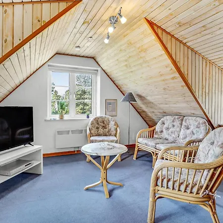 בית נופש Four-bedroom In Romo